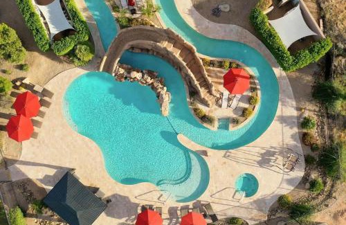 Pinnacle Peak House | HoZho Main Estate