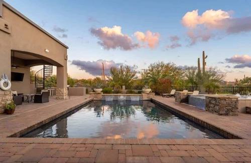 North Scottsdale House | HÓZHÓ Residence on Desert Views: Private Pool, Sport Court, Theatre