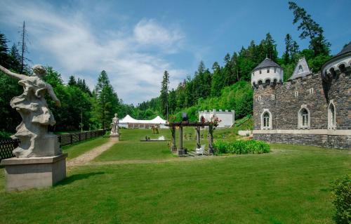 Radikov Other | Hrad Kunzov Glamping & SPA & Restaurant