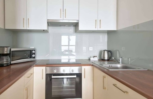 Srodmiescie Apartment | Hryniewickiego 6B | Comfortable Apartament | Balcony and Sea View