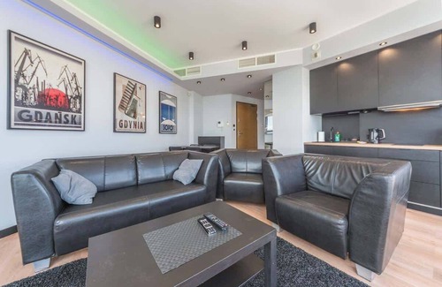 Srodmiescie Apartment | Hryniewickiego 6B | Elegant Apartment | Sea View