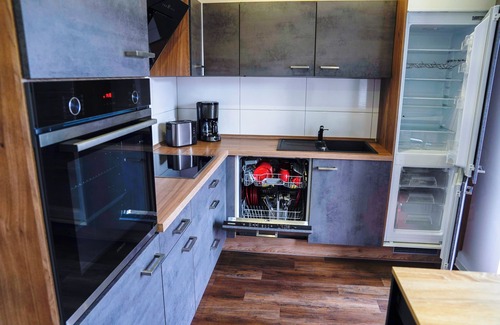 Greppin Apartment | HT Apartment No2Feel Like Home