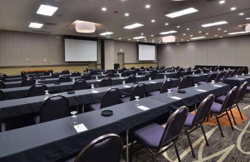 Northfield House | HT Denver Suites in the Central Park shopping district!