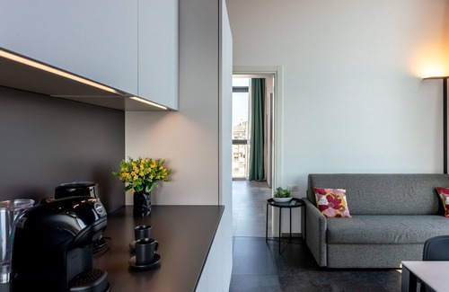 Mestre Apartment | Htm Tower - 702 - 703 Comfort Studio by Halldis