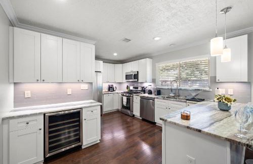 Willow Meadows/Willowbend Area House | Htown Home Near Nrg, Med Center Bbq Yard Games