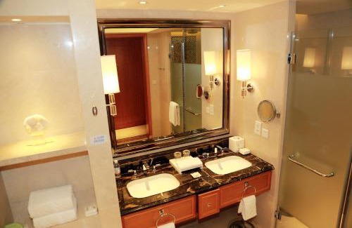 Lianyun District Hotel | Huaguoshan Hotel