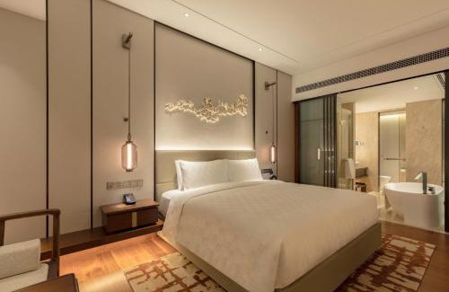 Fengtai Hotel | HUALUXE Beijing Xinan