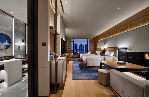 Pukou Hotel | HUALUXE Nanjing Yangtze River