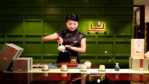 Bin Hu District Hotel | HUALUXE Wuxi Taihu