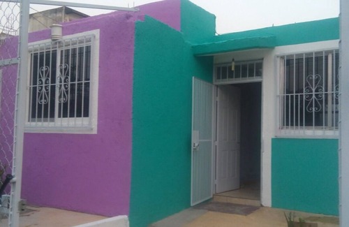 Crucecita House | Huatulco beach two blocks from ADO bus terminal