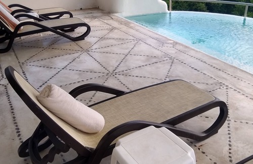 Crucecita Villa | Huatulco Mexico Villa/2BR 3BA/Beach, Pools, Restaurants, Bar. Paradise!