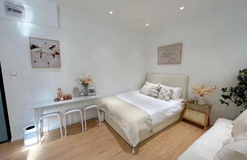 Jing'an Apartment | HuaYing