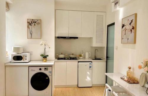 Jing'an Apartment | HuaYing