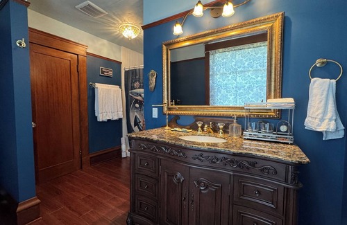 Aberdeen Bed & Breakfast | Hubble House Inn