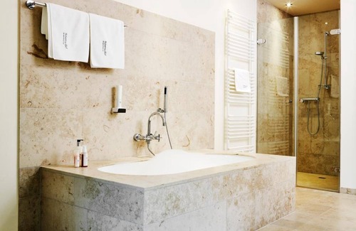 Balatonfenyves Hotel | Hubertus Hof Landhotel