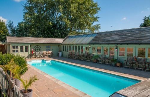 Upton Cheyney House | Hudson house