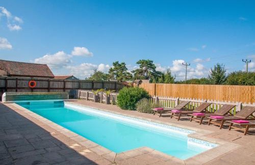 Upton Cheyney House | Hudson House