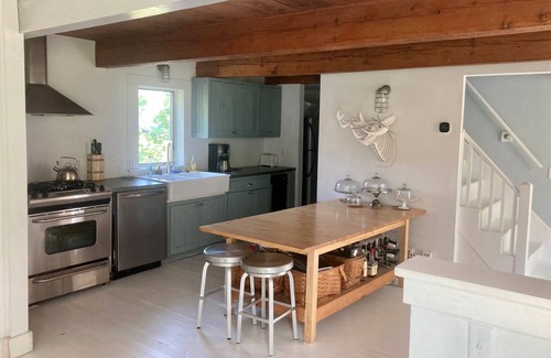 Coxsackie Other | Hudson Riverfront 1830 Farmhouse Cottage W/Beach, Canoe & Kayaks