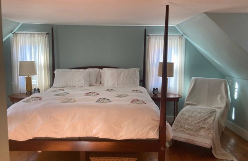 Coxsackie Other | Hudson Riverfront 1830 Farmhouse Cottage W/Beach, Canoe & Kayaks