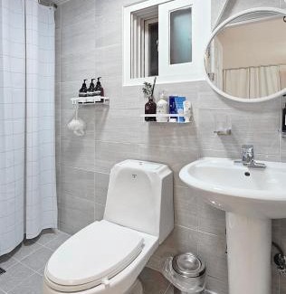 Sinchon-dong Apartment | Hue Stay Hongdae