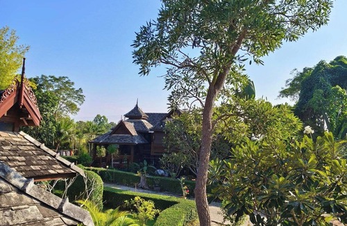 Doi Lo Hotel | Huen Tip Viman