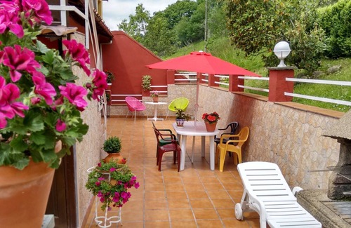 Villamayor Cottage | Huerta Carúa Apartments. 4 people, barbecue, WIFI, terrace, rural.