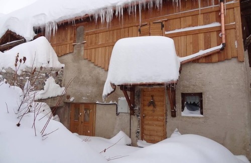 Huez-en-Oisans Apartment | Huez En Oisans: Complitly renovated Apartment for 6 people.