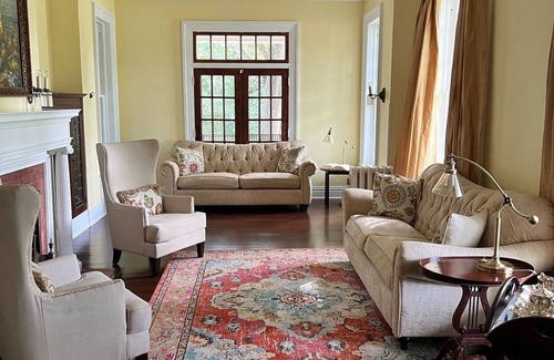 Minden Bed & Breakfast | Huffman Manor Inn