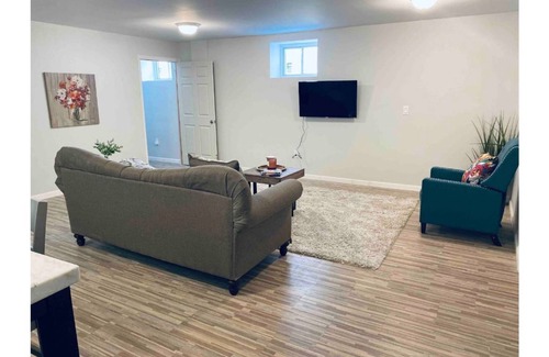 Baychester House | Huge 2 bedrooms For RELAXATION AND GETAWAY