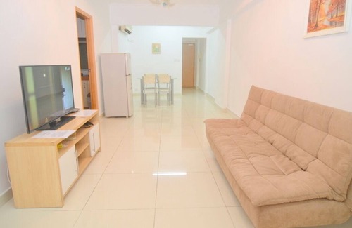Jordan Apartment | Huge 3 bedroom apt on Nathan Rd -KD