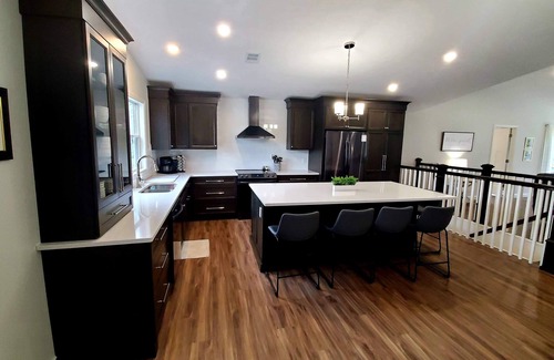 Flippin House | Huge 5/4 with 5 acres. Privacy and the best river access! 3D and Aerial Tour!