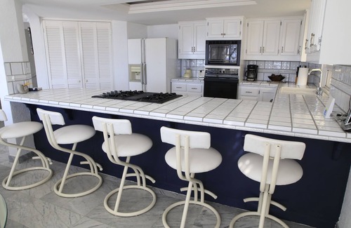 Las Gaviotas House | Huge 5 Bedroom 5 bath with awesome view of surf point