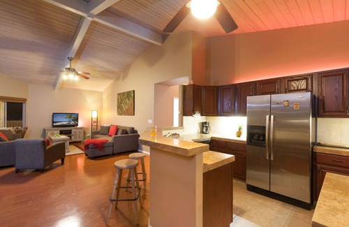 Kona Palisades Apartment | Huge And Beautiful 3Br/3Ba With Breathtaking Oceanviews & In-Room Bathtubs