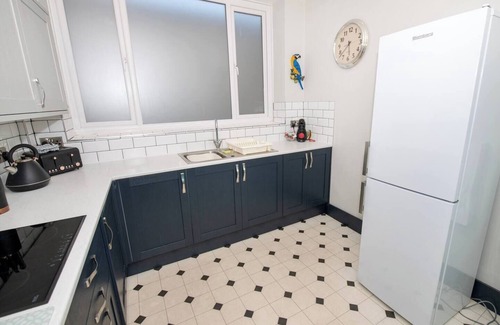 Scarborough Apartment | Huge Apartment with Stunning Views - On the Beach!