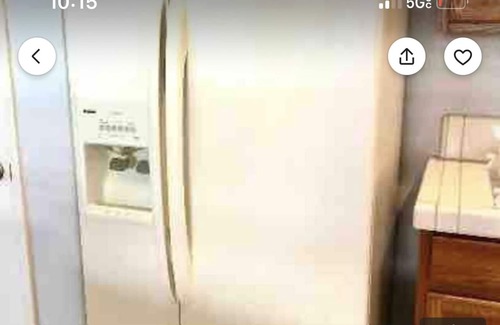 Elk Grove House | Huge bathtub 🛀house 1700sq. Yard 6000sq