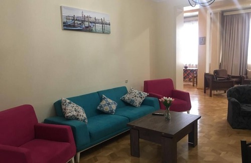 Vera Apartment | Huge, charming apartment in the heart of the city