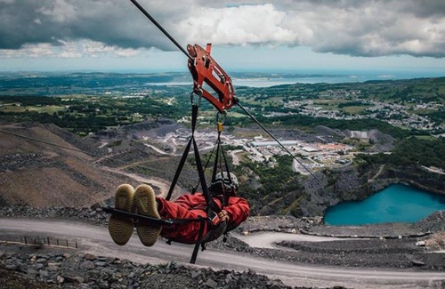 Dwyran Cabin | Huge Cozy Bell Tent With Tv and Heating