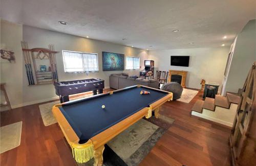 Millcreek House | Huge Fully Updated 7-bedroom Home in Millcreek