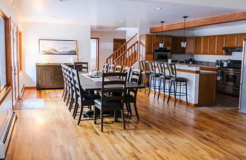 Drake House | HUGE Home near Estes Park and Rocky Mountain National Park
