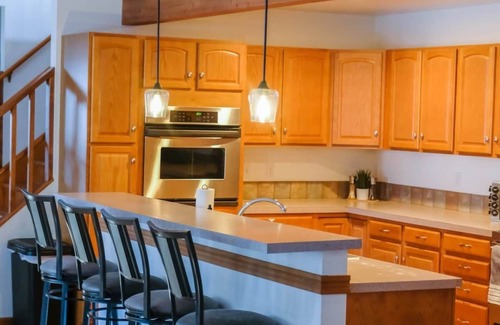 Drake House | HUGE Home near Estes Park and Rocky Mountain National Park