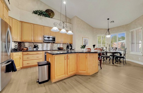 Arabian Crest House | Huge Home. Sleeps 12. Mayo Clinic, Desert Ridge, TPC Golf!