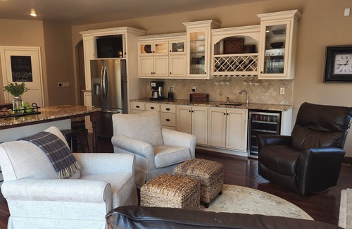 Hobart House | Huge home with theater, hot tub, golf cart, and just minutes from Lambeau Field!