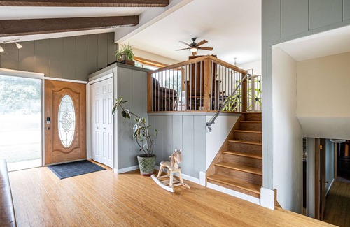 Cudahy House | Huge house for family getaways! Awesome Parkview!