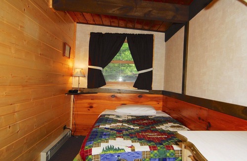 Hayward House | Huge Lake view- Sleeps 8-On Lake Chippewa in Hayward WI. 4 bedrooms and 2baths