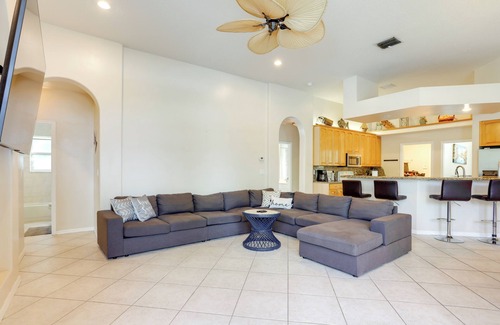 Hunt Club House | Huge Pool & Yard: Florida Family Home