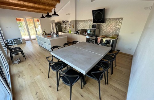 Capannori House | Huge Private Garden, AC in Bedrooms, Swimming Pool, Hot Tub and Wonderful Views
