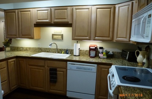 Fisherville Apartment | Huge ROMANTIC apartment for short or long stays