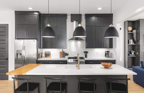 Cleveland Park House | Huge Rooftop Patio at this Stunning Spacious House