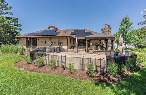 Schaumburg House | Huge Schaumburg 5 br/3.5ba w/bonus rooms/office