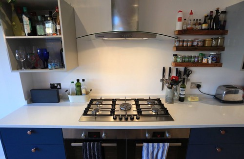 Hove House | Huge seaside house with parking and garden